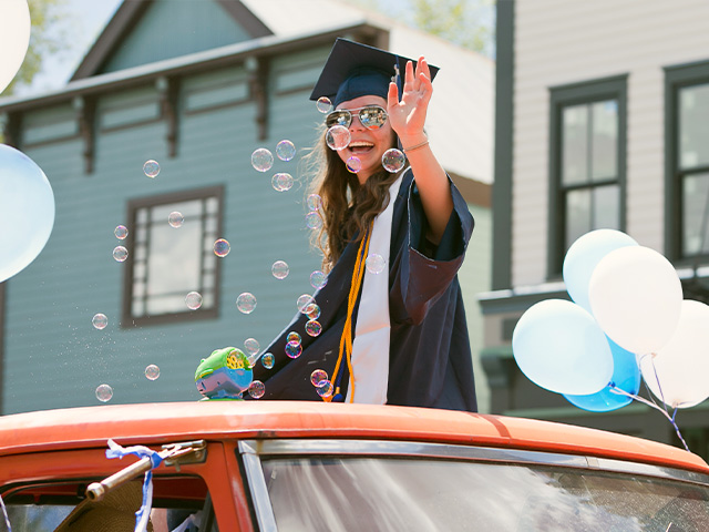 usa-graduating-soap-bubbles